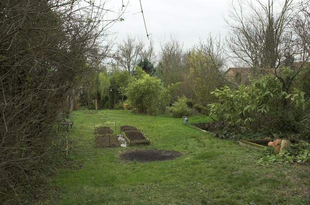 2011 02 L e tout nouveau petit potager en couches créé par Martine cet hiver.